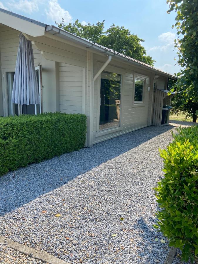 Chalet Eau Vive Maaseik Exterior photo